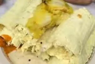 'Dosa' is Trending on Twitter Because a Delhi Man Mixed it with Ice Cream and Made Rolls
