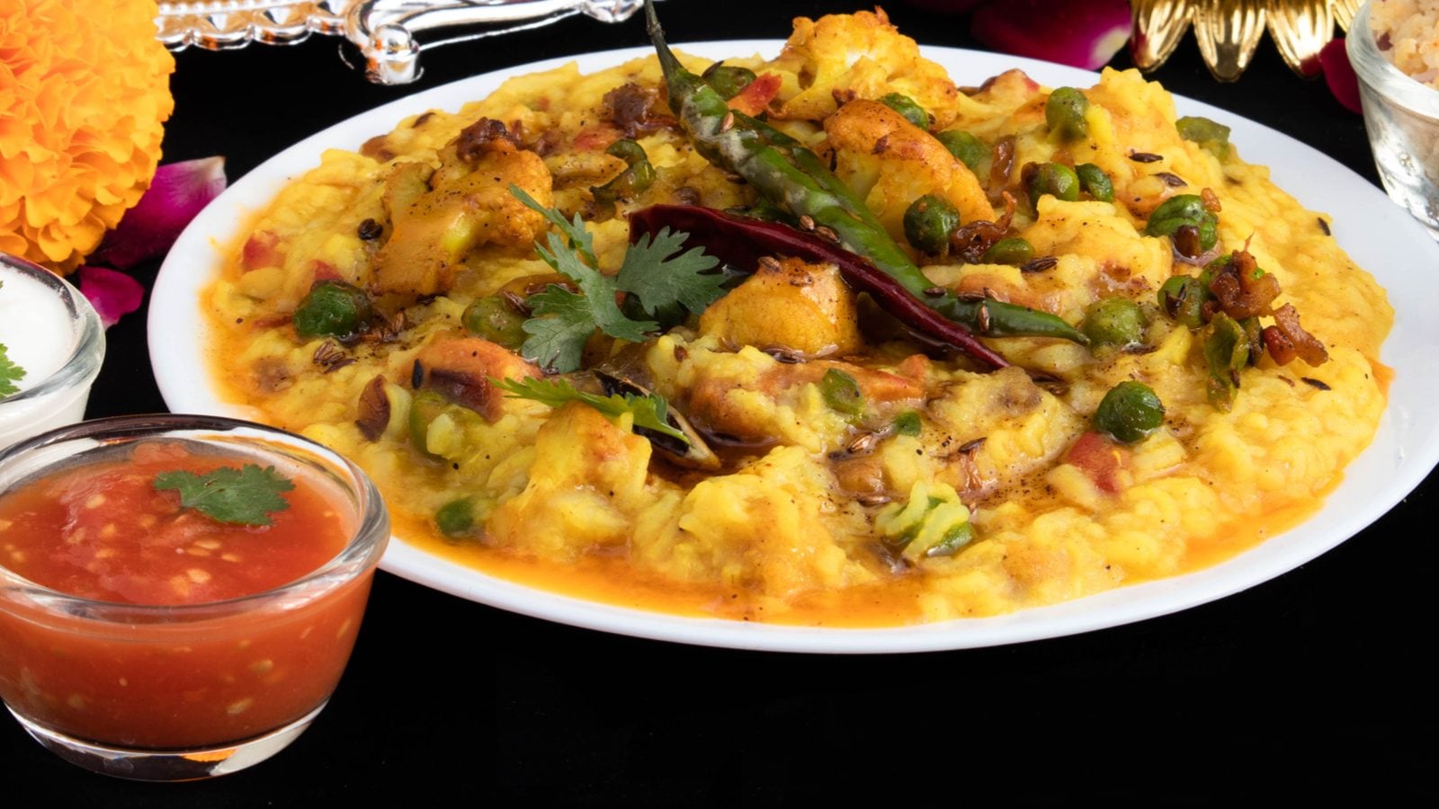 Makar Sankranti 2022: Do You Know the Real Reason Behind Eating Khichdi on Uttarayan?
